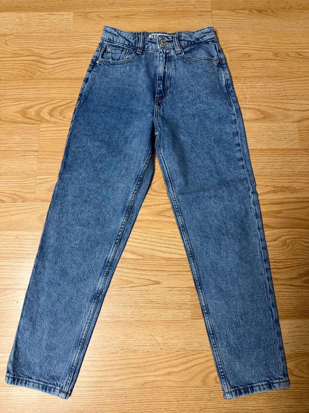 Zara Classic Straight Jeans Women’s Size 2